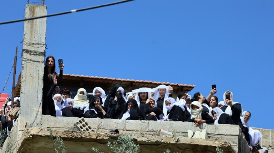 Confrontos na S&iacute;ria deixam dezenas de mortos em cidade de maioria drusa