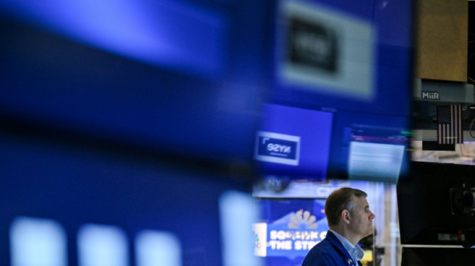 Wall Street termine en hausse, nouveau record du Nasdaq