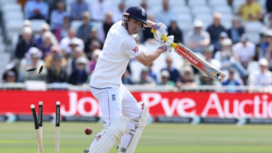 Brook's quickfire fifty takes England to 565-6 dec against Zimbabwe