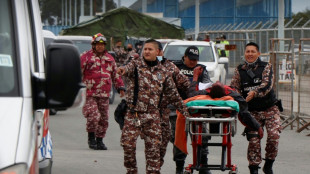 Al menos 15 muertos y 44 heridos en dos d&iacute;as de choques en prisi&oacute;n de Ecuador 
