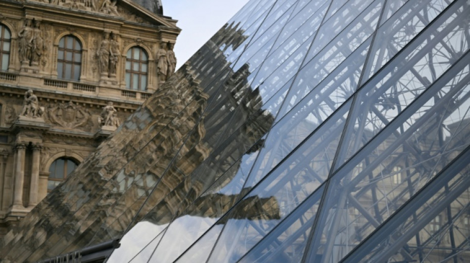 Louvre reabre 'normalmente' ap&oacute;s fim da greve