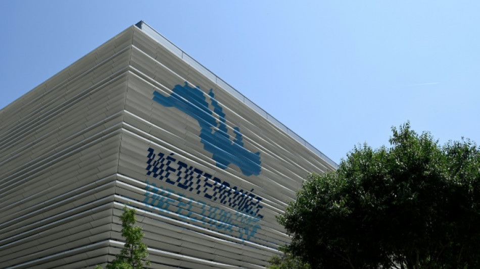 IHU de Marseille dirig&eacute; par Didier Raoult: le gouvernement saisit la justice