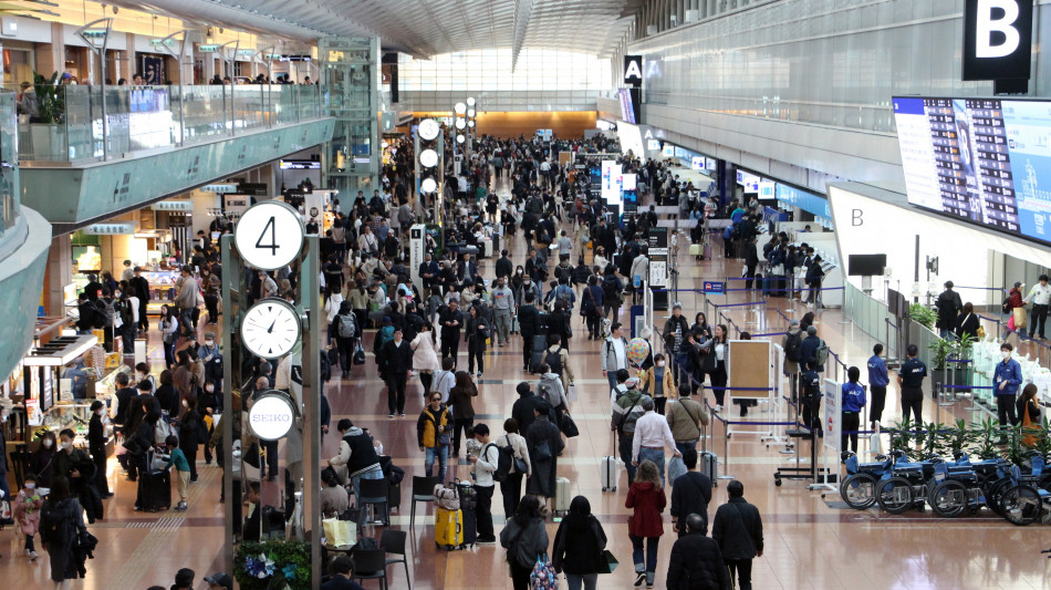 Airbus, finito in anticipo l'aggiornamento software per A320