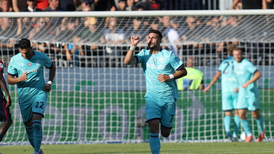 Serie A: il Bologna vince 2-0 a Cagliari, 0-0 tra Genoa e Parma