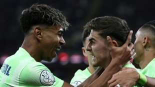Supercoupe d'Espagne: le Bar&ccedil;a se qualifie pour la finale et attend le Real