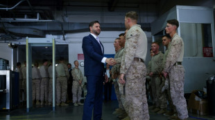 Tropas enviadas a Los &Aacute;ngeles siguen siendo "necesarias", dice Vance