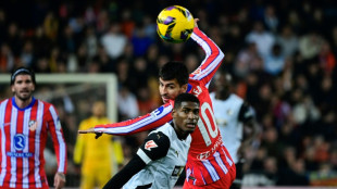 Arsenal anuncia contratação do zagueiro espanhol Cristhian Mosquera