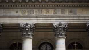 Borsa: l'Europa chiude in forte calo, Parigi -1,94, Londra -1,31%