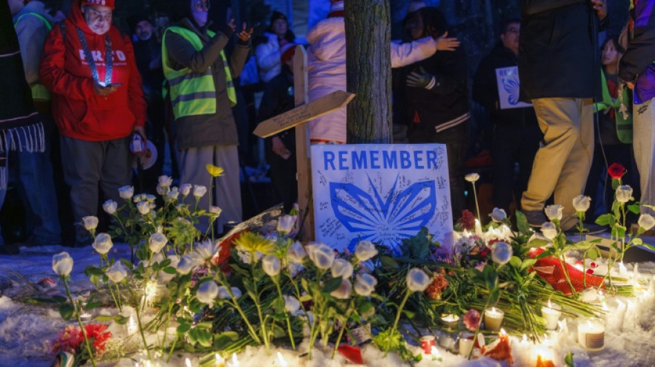 Protestos em Minneapolis pela morte de uma mulher &agrave;s m&atilde;os de um agente de imigra&ccedil;&atilde;o