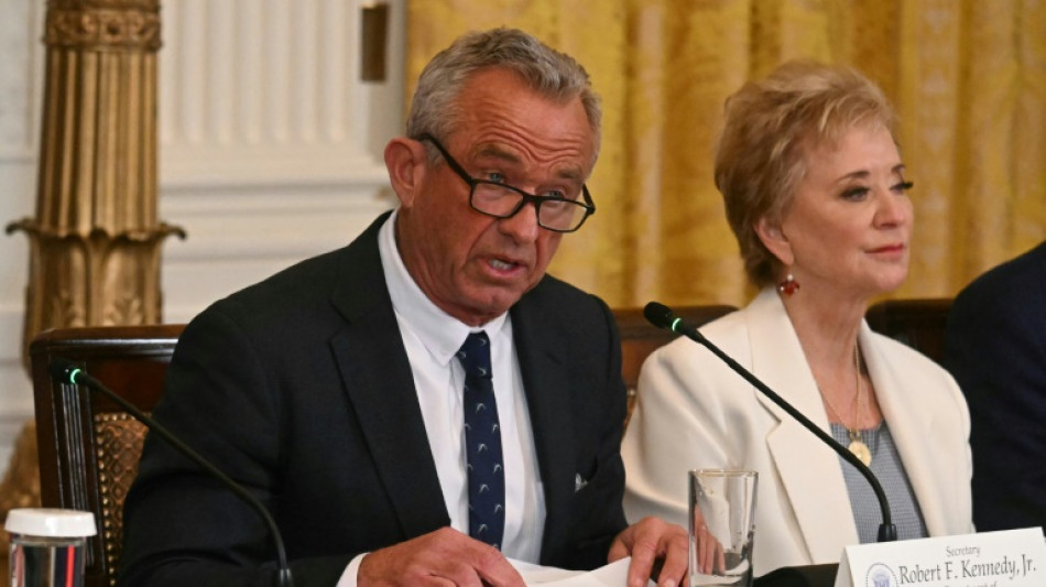 Argentina ratifica su salida de la OMS y estrecha lazos sanitarios con EEUU