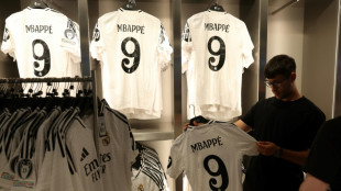 Real Madrid come&ccedil;a a vender camisas de Mbapp&eacute;