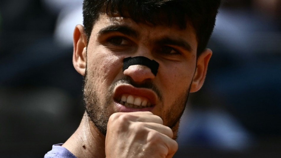 Alcaraz sweeps past Draper and into Italian Open semis