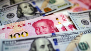 El yuan chino cae a un m&iacute;nimo de 15 a&ntilde;os tras reelecci&oacute;n de Xi