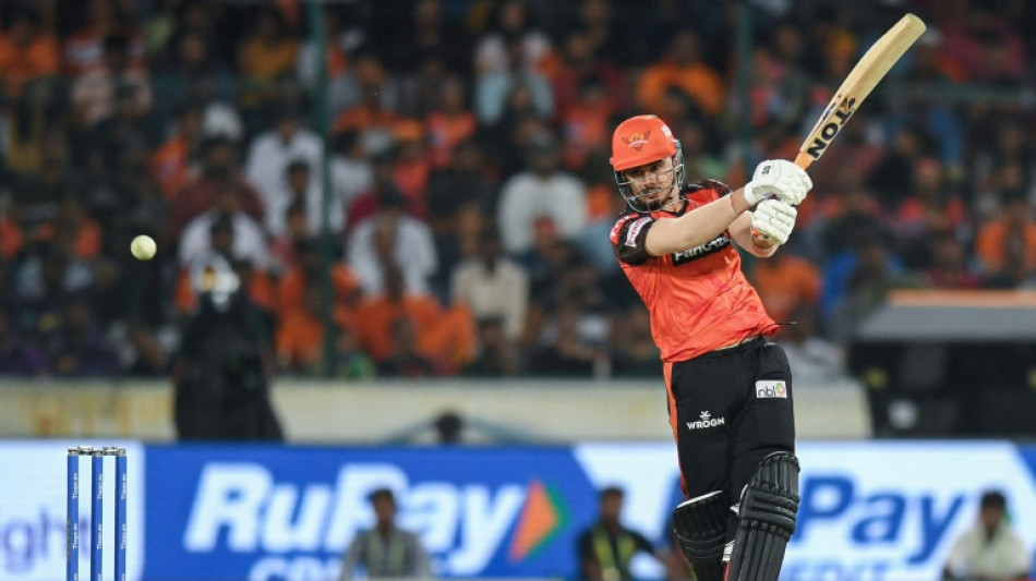 Samad hits last-ball six after no ball in IPL thriller