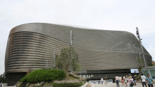 Los conciertos en el estadio del Real Madrid se cancelan y el Atl&eacute;tico saca tajada