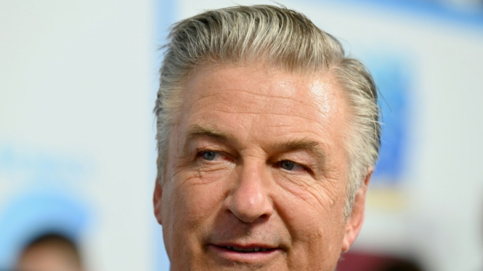 Los cargos de homicidio involuntario contra Alec Baldwin ser&aacute;n retirados, dicen los fiscales