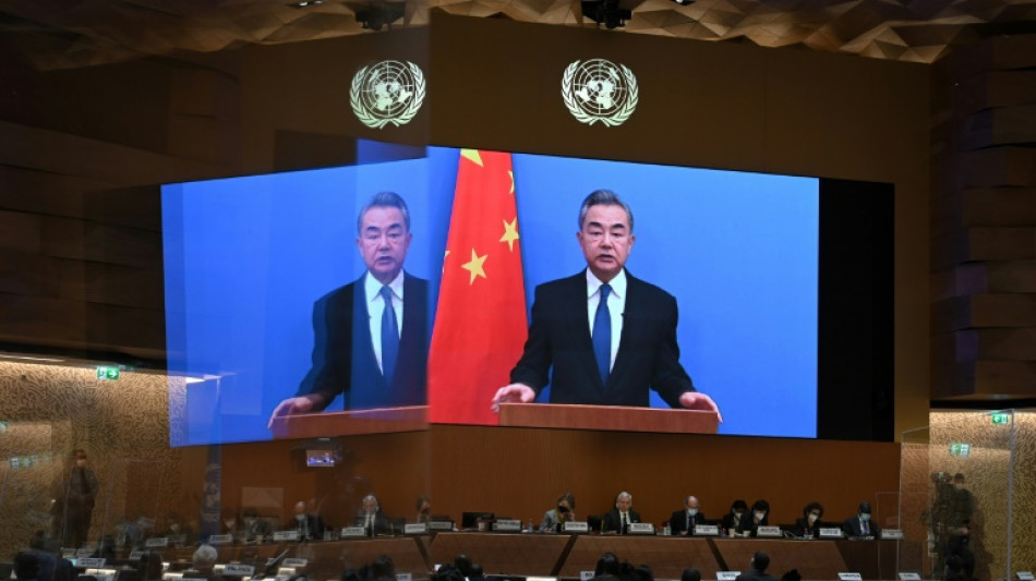 Au&szlig;enminister: China will nicht von Sanktionen gegen Russland "betroffen" sein