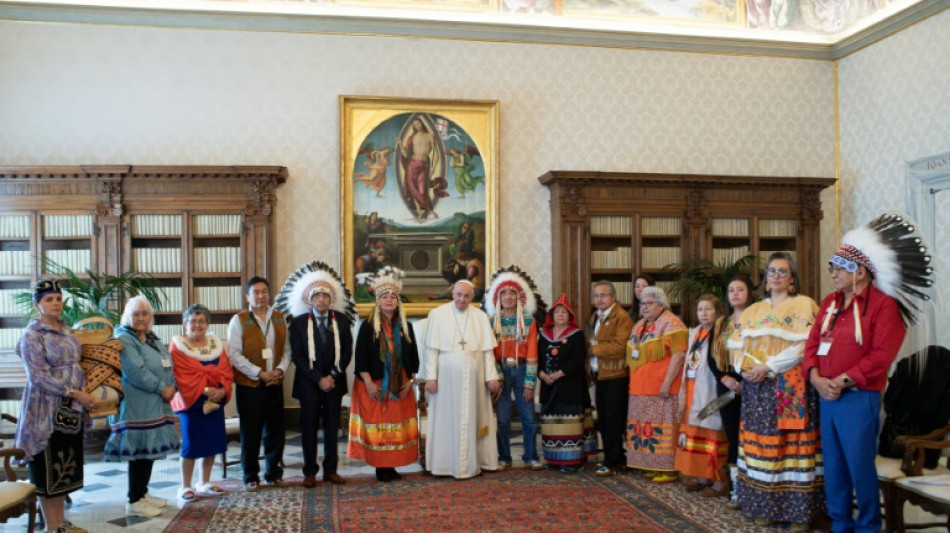 Le pape pr&eacute;sente ses "excuses" pour le drame des pensionnats pour autochtones au Canada