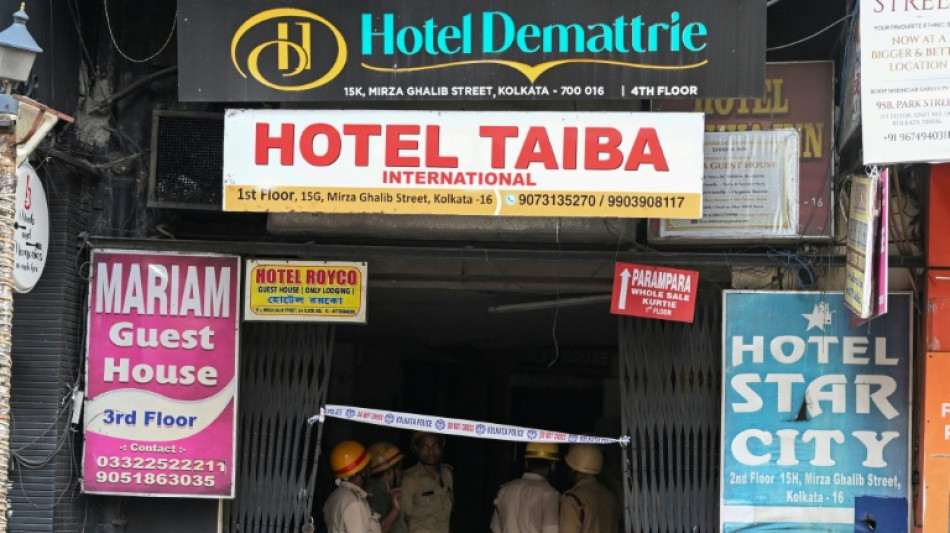 Al menos nueve muertos en un incendio en un hotel en India