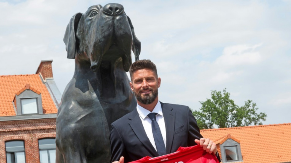 Foot: arriv&eacute; &agrave; Lille, Olivier Giroud dit se trouver face &agrave; "un d&eacute;fi incroyable"