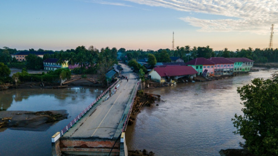 Mehr als 1100 Tote bei Überschwemmungen und Erdrutschen in Asien