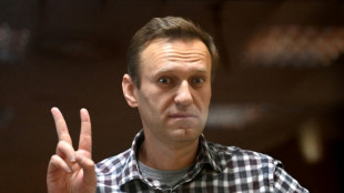 Opositor russo Navalny denuncia que est&aacute; novamente em isolamento