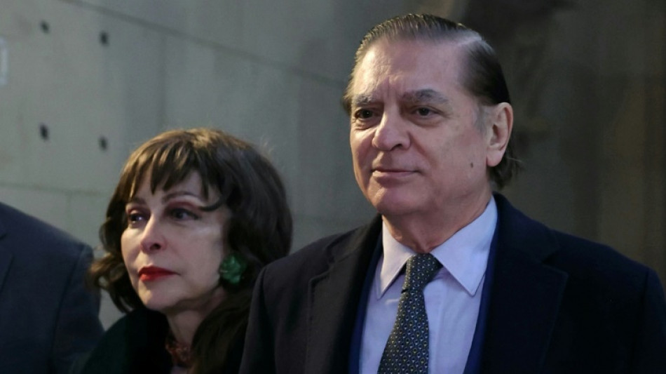 Le prince Paul de Roumanie, vis&eacute; par un mandat d'arr&ecirc;t, incarc&eacute;r&eacute; en France