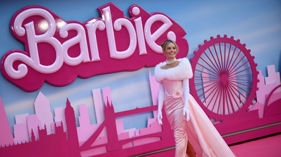 Bilheteria mundial de 'Barbie' supera US$ 1 bilh&atilde;o, recorde para diretora solo