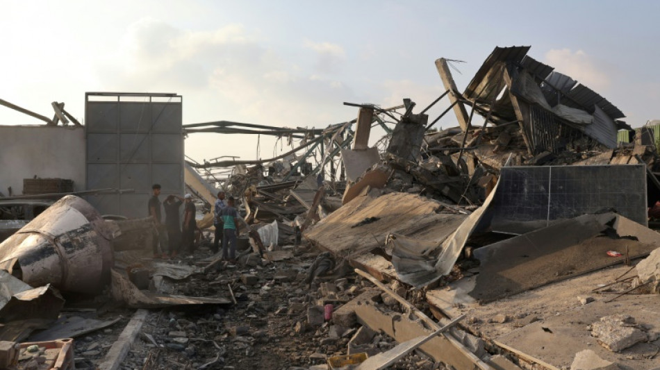Bombardeios deixam mortos no L&iacute;bano e em Gaza e Hamas nega que acordo de tr&eacute;gua esteja pr&oacute;ximo