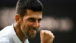 Djokovic bate australiano Jordan Thompson e avan&ccedil;a &agrave; terceira rodada de Wimbledon