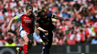 Dumornay gives Lyon lead over Arsenal in Women's Champions League semis