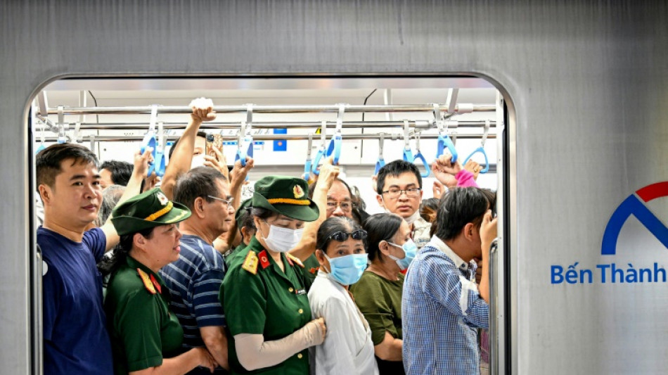 Apr&egrave;s des ann&eacute;es d'attente, le m&eacute;tro de Ho Chi Minh-Ville inaugur&eacute;