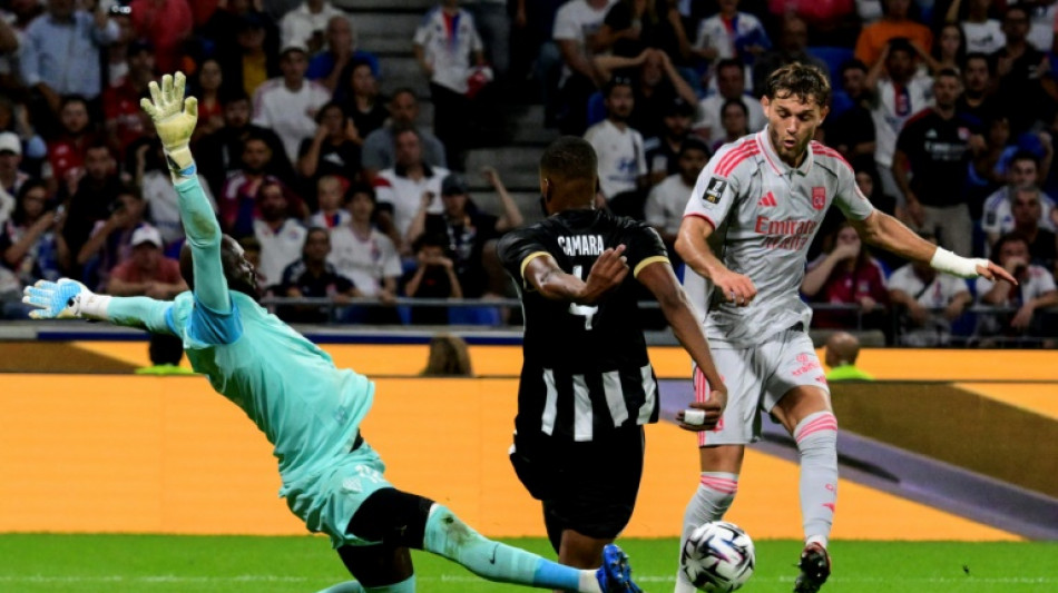 Ligue 1: Tessmann soulage Lyon