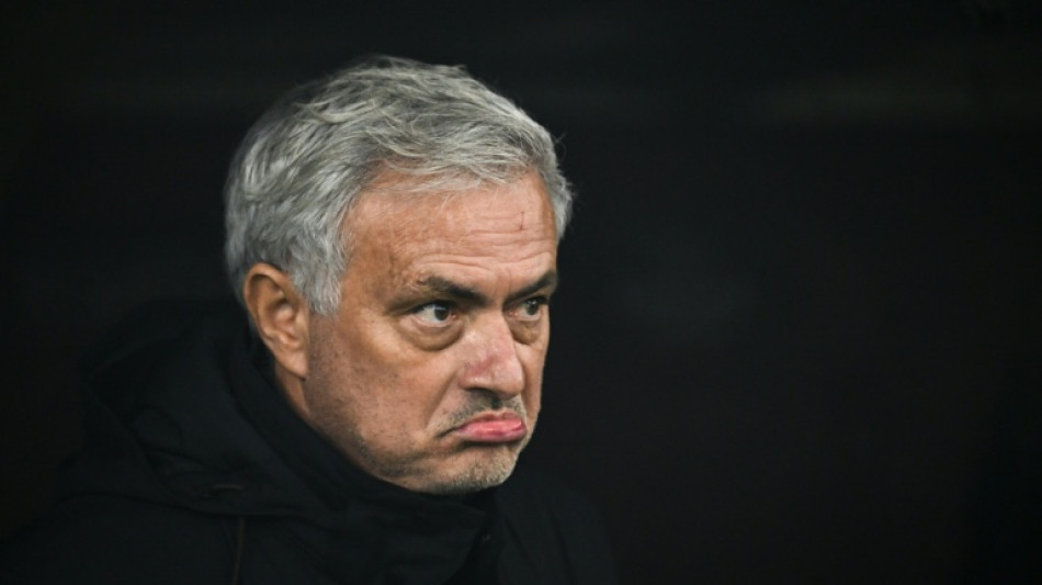 El Benfica admite conversaciones para fichar a Mourinho