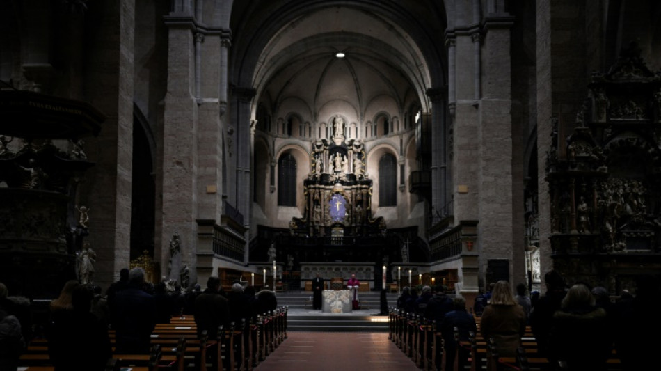 Fr&uuml;herer Trierer Bischof soll F&auml;lle des sexuellen Missbrauchs vertuscht haben