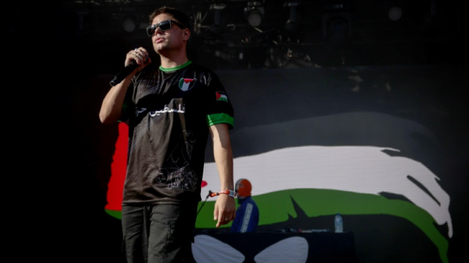 Kneecap defy objectors with 'Free Palestine' chant at Paris gig