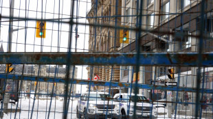 Apr&egrave;s 24 jours de manifestations, la police reprend le contr&ocirc;le d'Ottawa