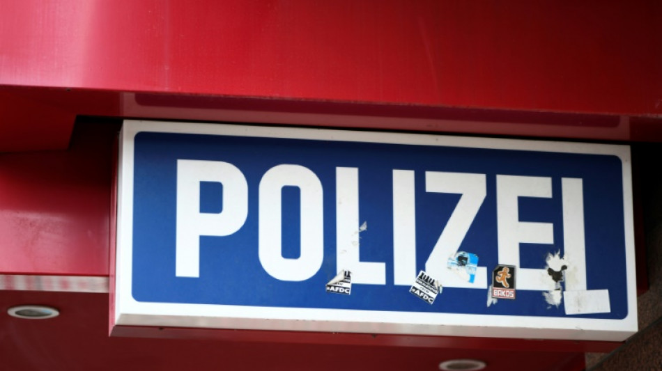 Rechtsextreme Polizeichats in Hessen: Suspendierter Beamter darf wieder arbeiten