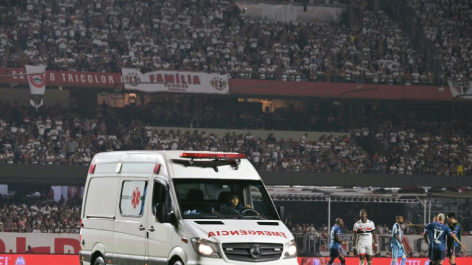Foot: un d&eacute;fenseur urugayen dans un &eacute;tat "stable" apr&egrave;s s'&ecirc;tre effondr&eacute; lors d'un match