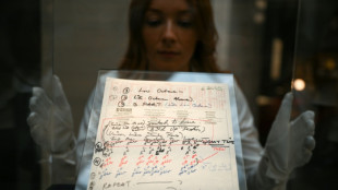 L'univers de Freddie Mercury expos&eacute; &agrave; Londres avant d'&ecirc;tre dispers&eacute; aux ench&egrave;res