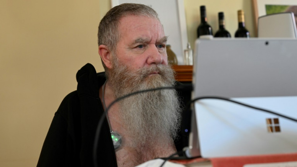 Rodney Gorham, um pioneiro da comunica&ccedil;&atilde;o c&eacute;rebro-m&aacute;quinas 