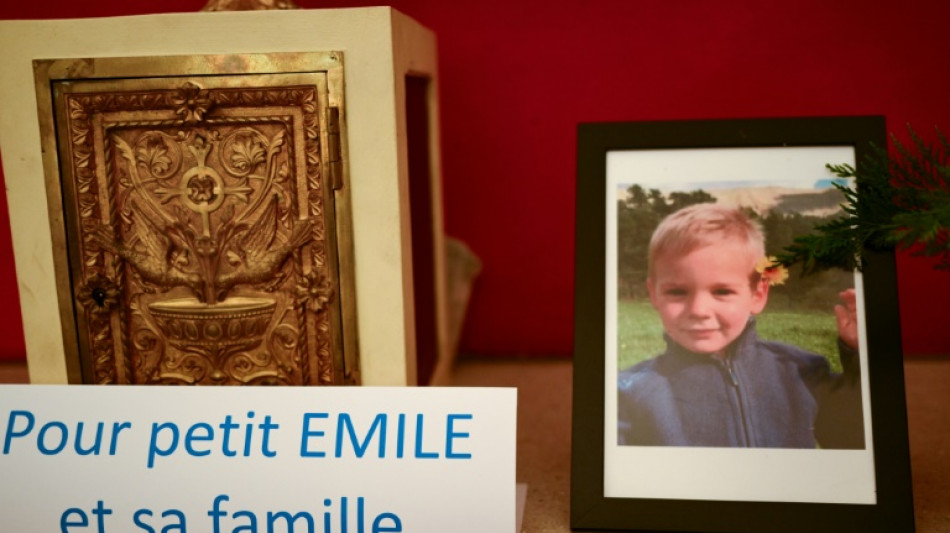 Mort du petit &Eacute;mile: la piste familiale se dessine