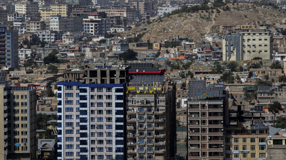 Manovra: Fiaip, via norma affitti brevi, torni bonus case green