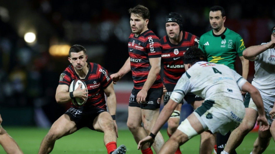 Top 14: Toulouse intouchable, exploit du Stade fran&ccedil;ais &agrave; l'UBB, fin de s&eacute;rie pour Bayonne