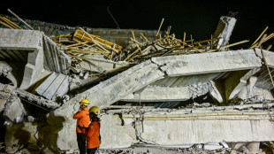 El derrumbe de una escuela isl&aacute;mica en Indonesia deja tres muertos y decenas de desaparecidos