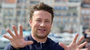 El c&eacute;lebre chef brit&aacute;nico Jamie Oliver retira un libro por las cr&iacute;ticas de ind&iacute;genas en Australia