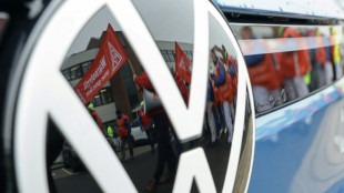 Aufsichtsrat von Volkswagen stimmt Sanierungsplan zu - Massiver Stellenabbau