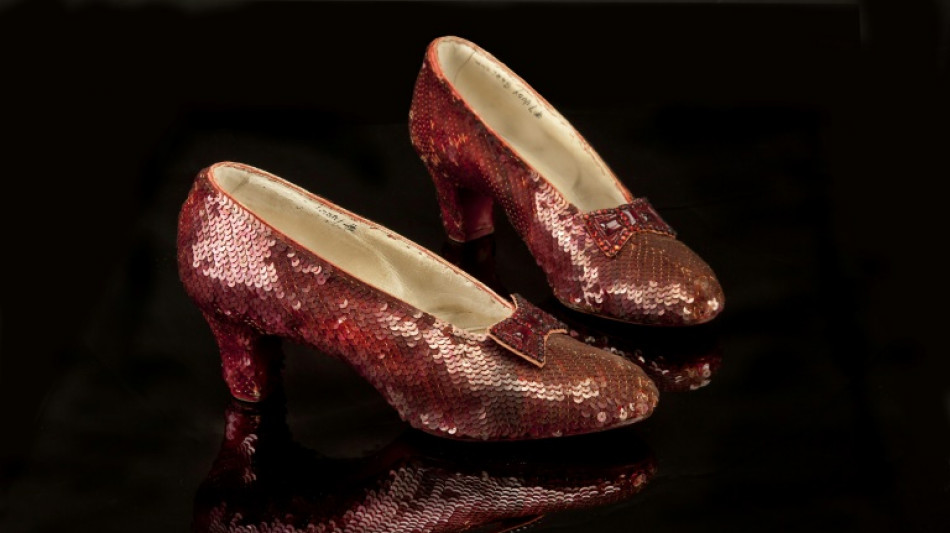 Ladr&atilde;o de sapatos de 'O M&aacute;gico de Oz' &eacute; condenado a um ano de liberdade condicional