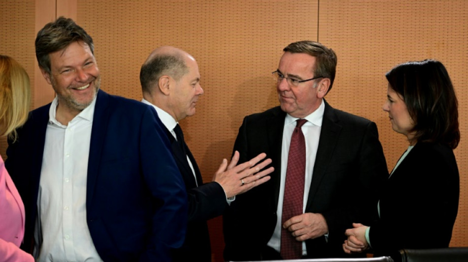 "Politbarometer": SPD und AfD legen zu - Union und Gr&uuml;ne verlieren