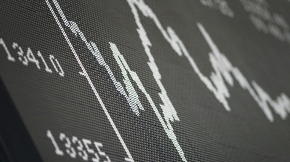 Trotz sinkender Gewinne: Dax-Konzerne sch&uuml;tten Rekordsumme an Anleger aus